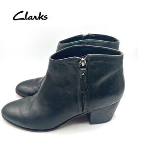 Clarks Maypearl Alice Mahogany Black Leather Ankle Boots Size 9